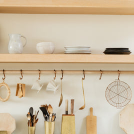 Kitchen & Dining
