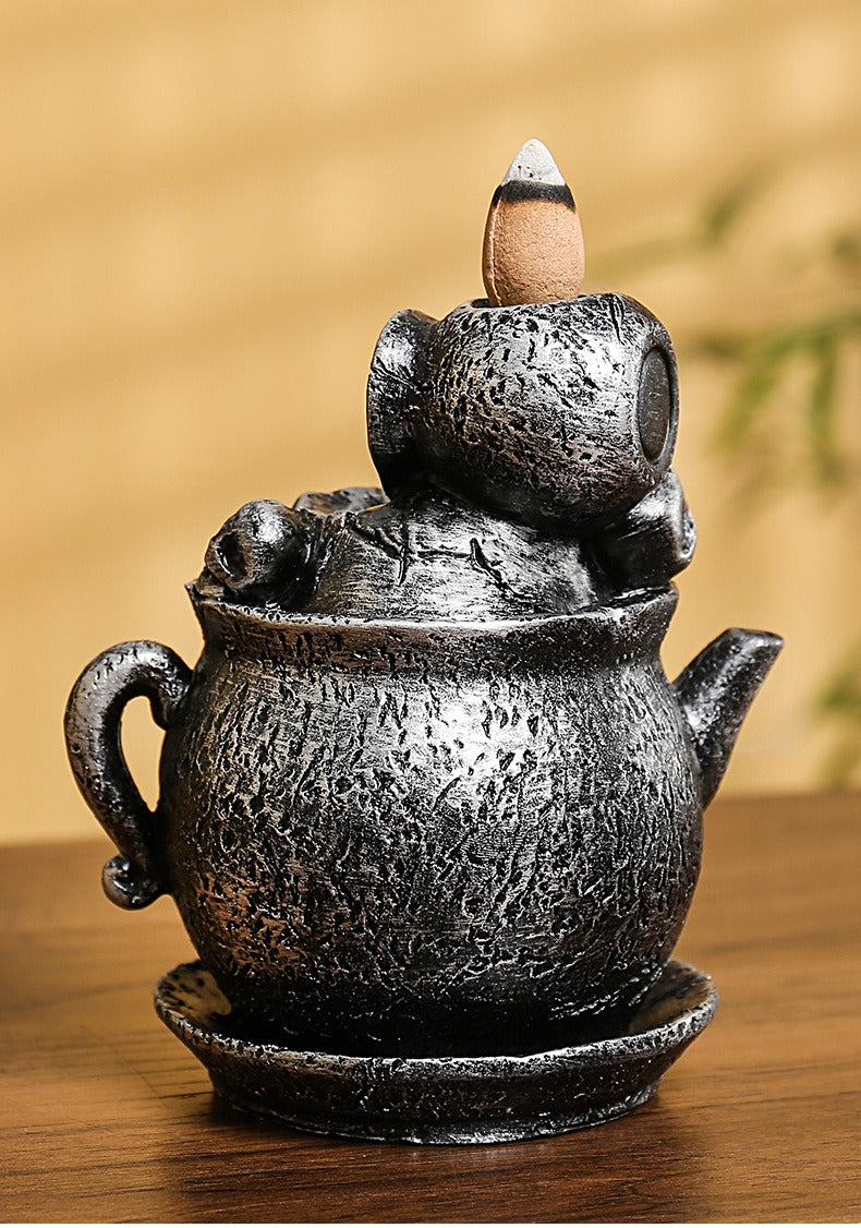 Skull Teapot Backflow Incense Burner – Unique Resin Aromatherapy Decor